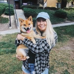 Meet your Posher, Emily